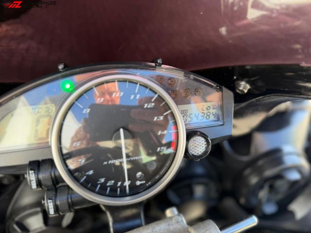 yamaha - yzf-r1