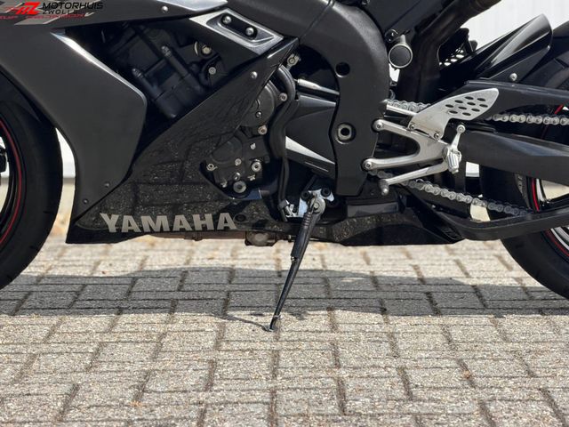 yamaha - yzf-r1