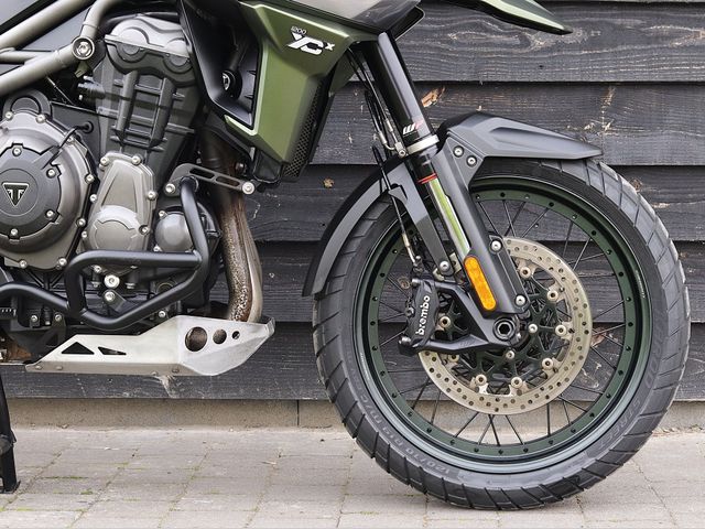 triumph - tiger-explorer-xcx