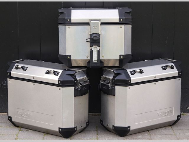 triumph - tiger-explorer-xcx