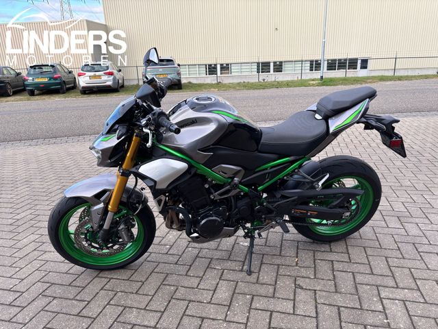 kawasaki - z900-se