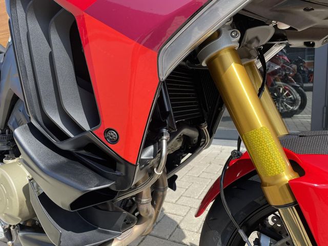 ducati - multistrada-v4-pikes-peak