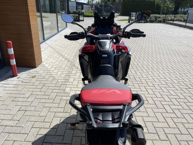 ducati - multistrada-v4-pikes-peak