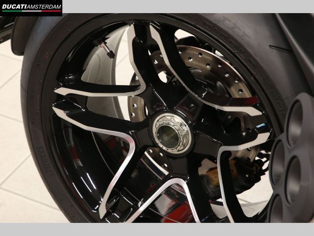 ducati - xdiavel