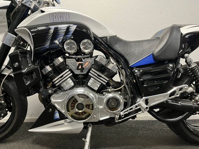yamaha - vmax