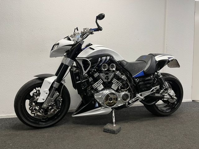 yamaha - vmax