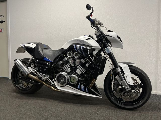 yamaha - vmax