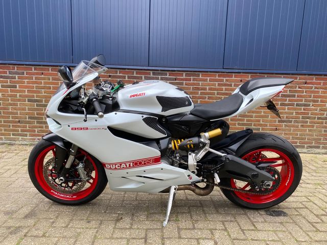 ducati - 899-panigale