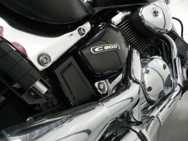 suzuki - vl-800-volusia