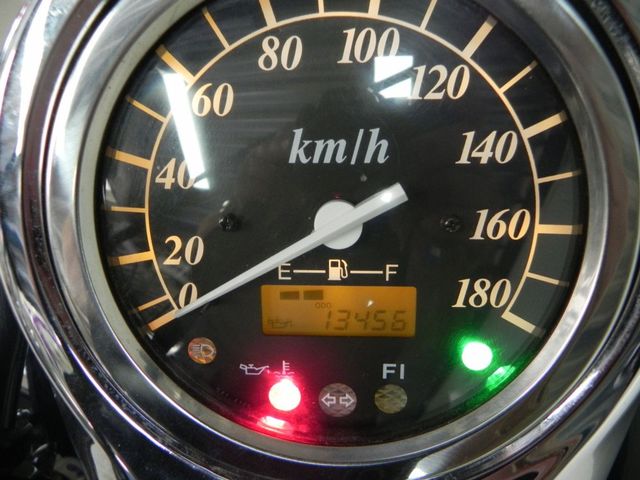 suzuki - vl-800-volusia