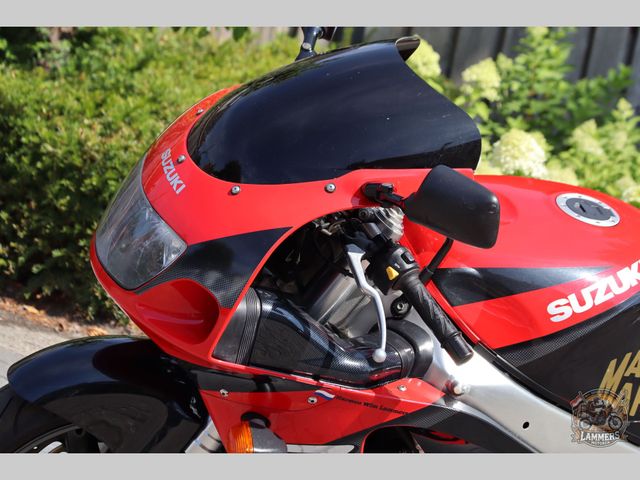 suzuki - gsx-r-750-srad