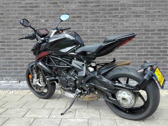 mv-agusta - brutale-800