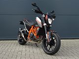 KTM 690 DUKE