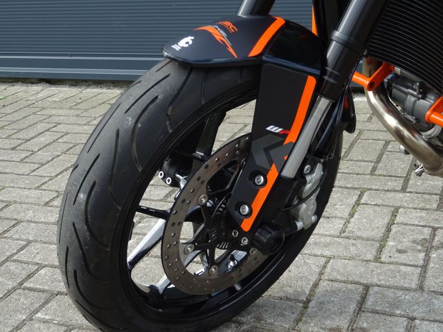 ktm - 690-duke
