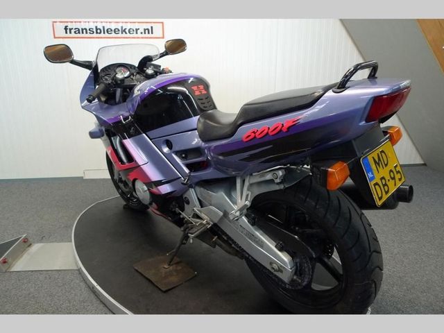 honda - cbr-600-f