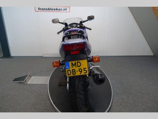 honda - cbr-600-f