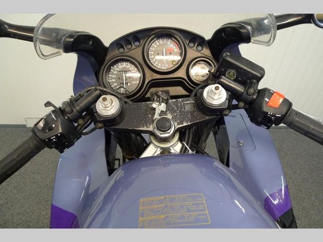 honda - cbr-600-f