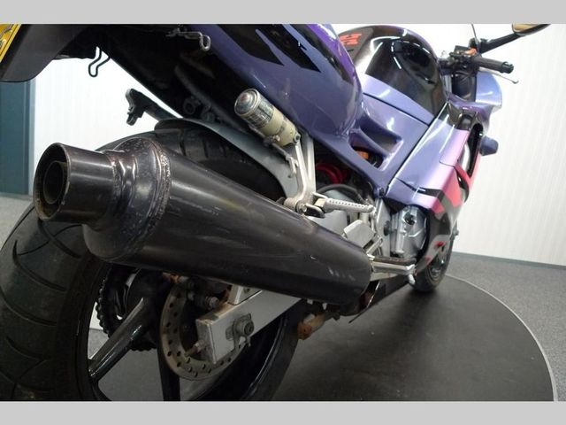 honda - cbr-600-f