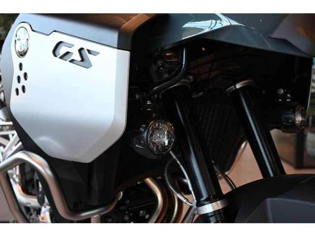 bmw - f-900-gs-adventure