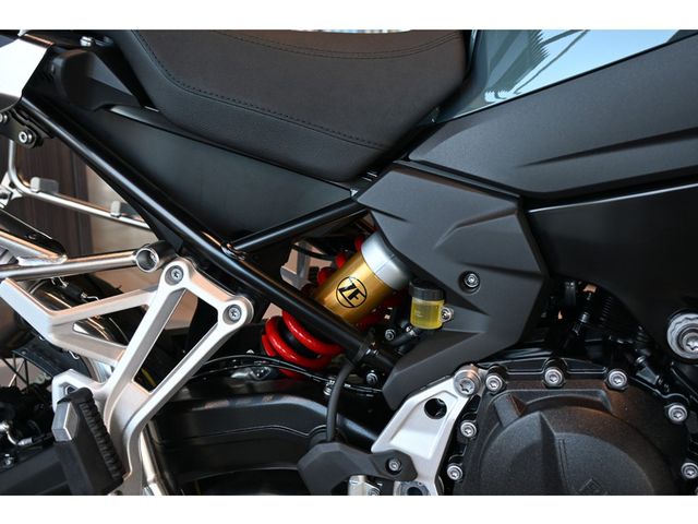 bmw - f-900-gs-adventure