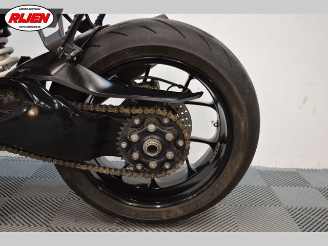 ktm - 1290-super-duke-r