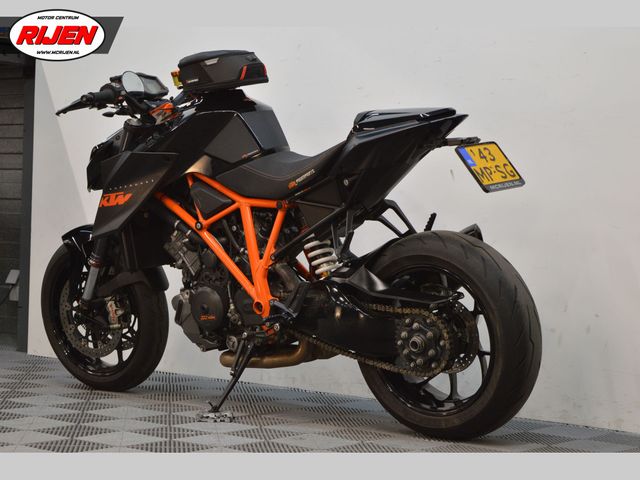 ktm - 1290-super-duke-r