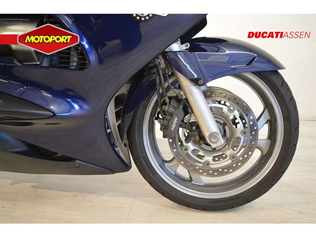 honda - st-1300-pan-european-abs