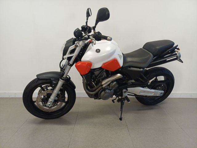 yamaha - mt-03