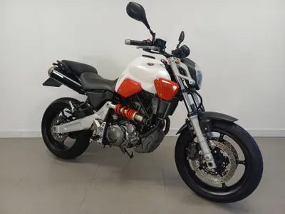 YAMAHA MT 03 – foto 2