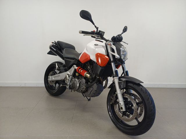 yamaha - mt-03