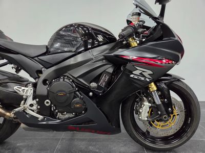SUZUKI GSX-R 750 – foto 3