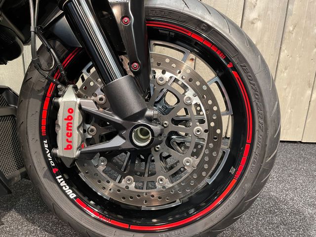 ducati - diavel-cromo