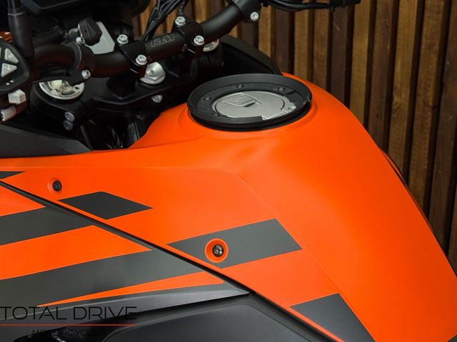 ktm - 1290-super-adventure-s