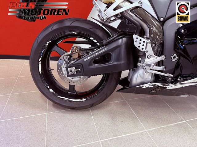 honda - cbr-600-rr