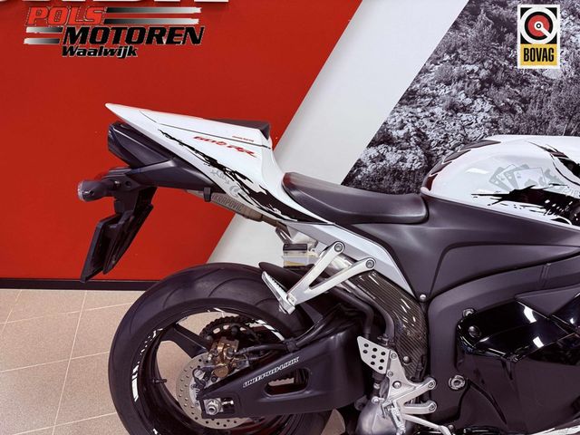 honda - cbr-600-rr