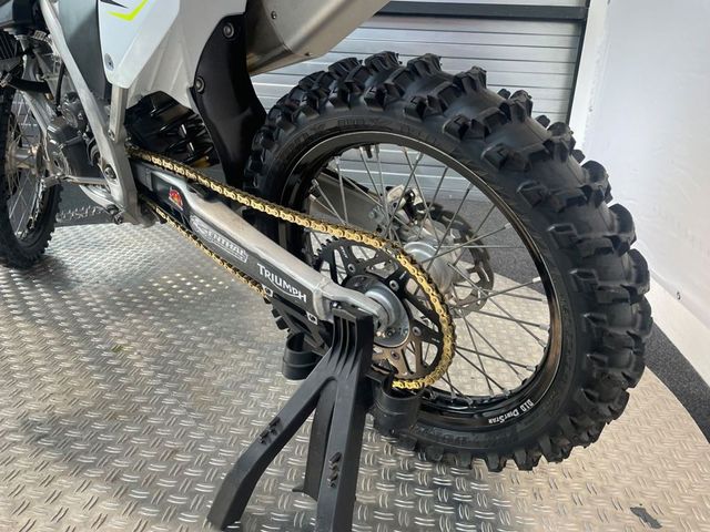 triumph - tf-450-rc-edition