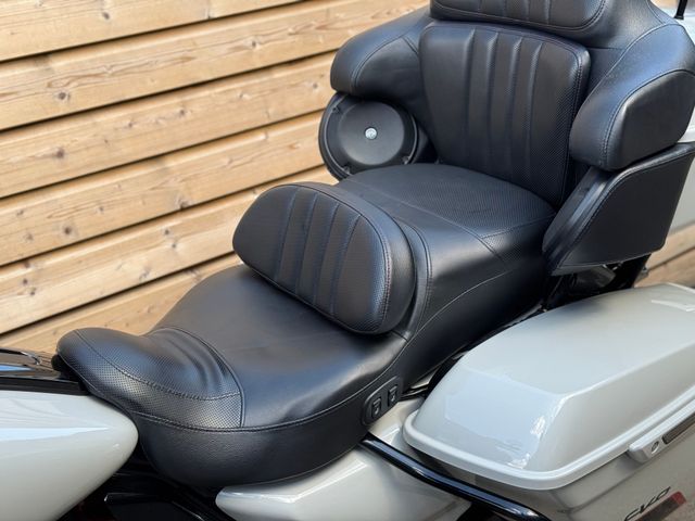 harley-davidson - electra-glide-ultra-glide-limited-cvo-flhtkse