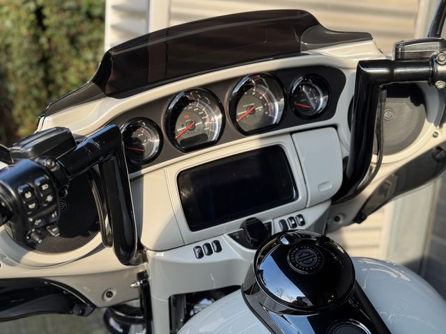 harley-davidson - electra-glide-ultra-glide-limited-cvo-flhtkse