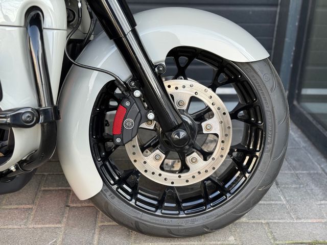 harley-davidson - electra-glide-ultra-glide-limited-cvo-flhtkse