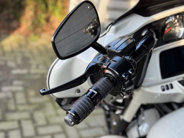 harley-davidson - electra-glide-ultra-glide-limited-cvo-flhtkse