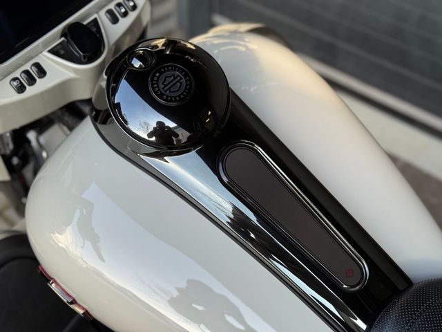 harley-davidson - electra-glide-ultra-glide-limited-cvo-flhtkse