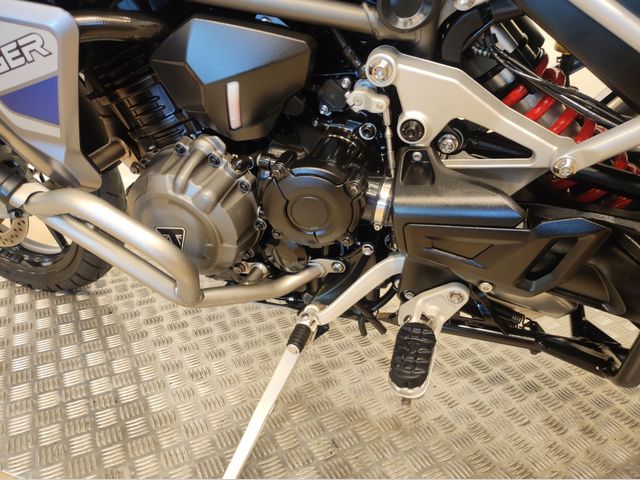 triumph - tiger-1200-gt-explorer