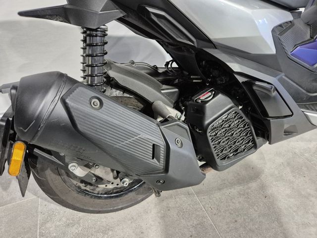 aprilia - sr-gt-200