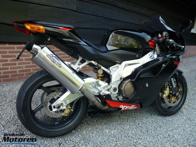 aprilia - rsv-1000-r