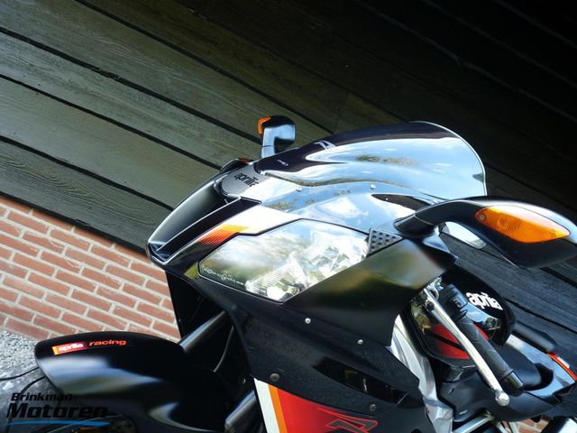 aprilia - rsv-1000-r