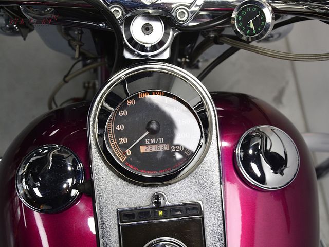 harley-davidson - heritage-softail-classic-flstc