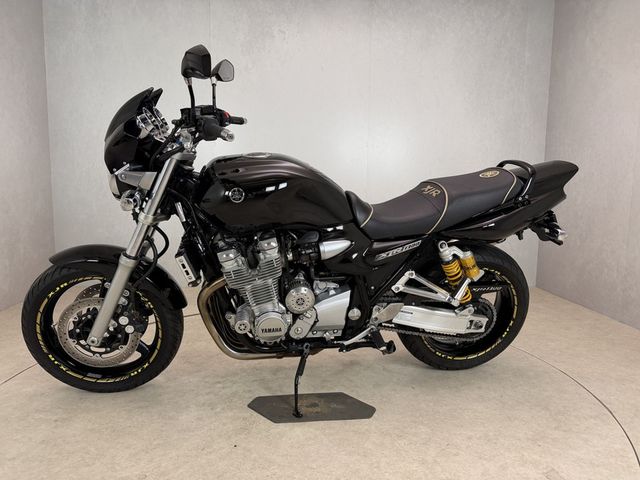 yamaha - xjr-1300