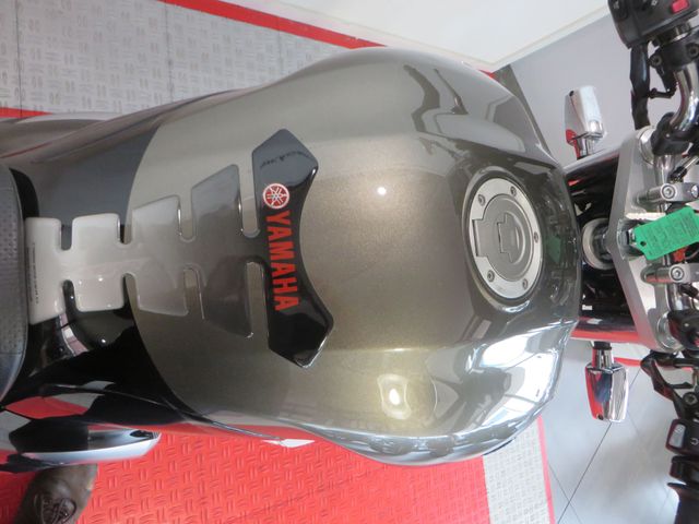 yamaha - xjr-1300