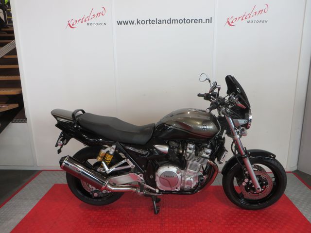 yamaha - xjr-1300