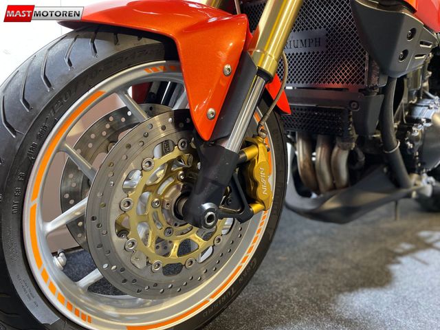 triumph - tiger-1050